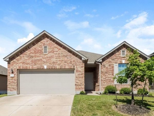 124 Carrington ST , Hutto, TX 78634