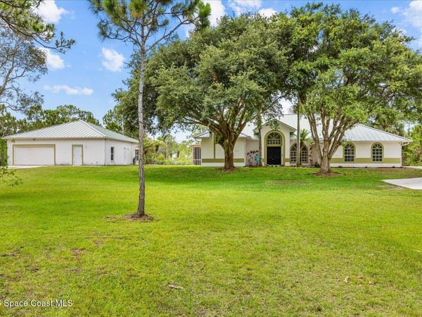 4691 Mooney Lane, Grant, FL 32949