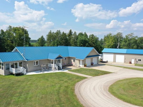 125 Gallagher Road W, West Branch, MI 48661