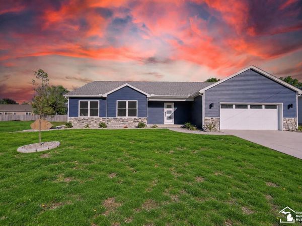 15458 Eastwood Street, Monroe, MI 48161