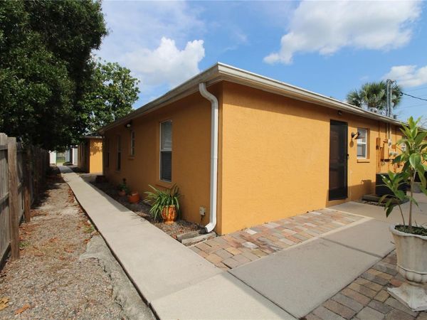 5445 ALTOONA STREET , SARASOTA, FL 34232