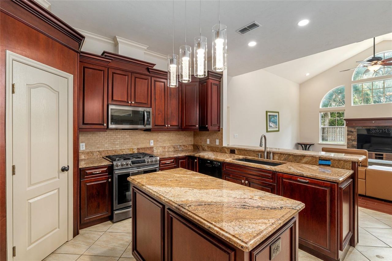 7513 NW 50th Street , Gainesville, FL 32653 Photo