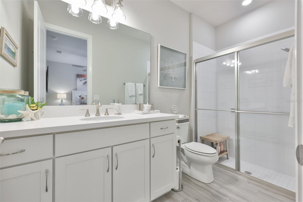18824 Alder Glen Drive, Lutz, FL 33558 Photo