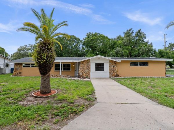 4104 ARROWHEAD AVENUE , SPRING HILL, FL 34606