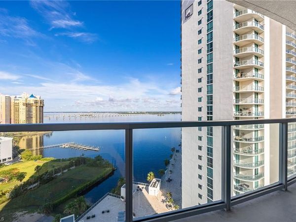 3000 Oasis Grand BLVD, Unit 1705, FORT MYERS, FL 33916