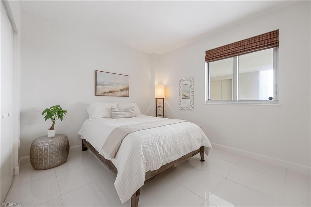 3000 Oasis Grand Blvd, Unit 1705, Fort Myers, FL 33916 Photo