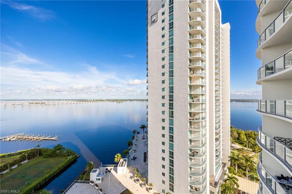 3000 Oasis Grand Blvd, Unit 1705, Fort Myers, FL 33916 Photo