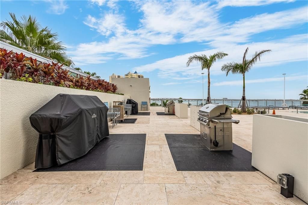 3000 Oasis Grand Blvd, Unit 1705, Fort Myers, FL 33916 Photo