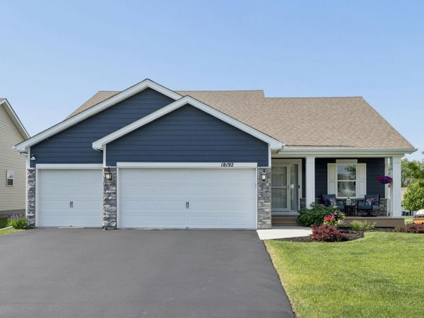 18192 Hartlin Avenue , Lakeville, MN 55044