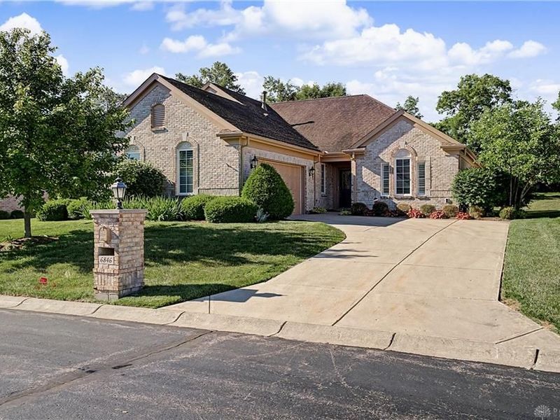 6846 Lorien Woods Drive, Miami Township, OH 45459 Photo 4