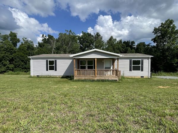 9494 Sunrise Rd , Red Boiling Springs, TN 37150