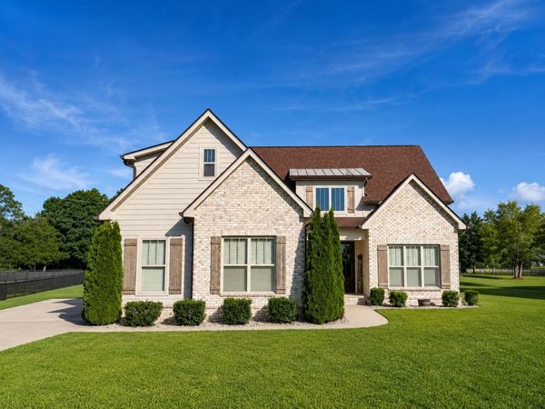 2040 Trout Trl , Murfreesboro, TN 37129