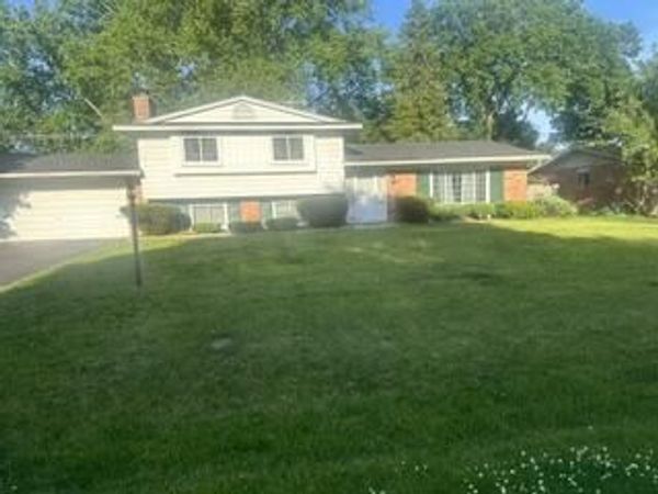 6709 Wild Ridge Lane, West Bloomfield, MI 48322