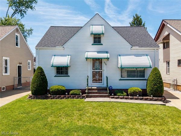 5276 W 48th Street , Parma, OH 44134