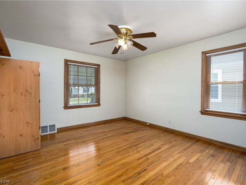 5276 W 48th Street, Parma, OH 44134 Photo 13