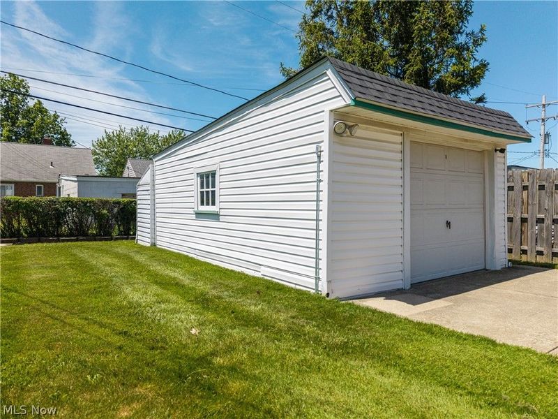 5276 W 48th Street, Parma, OH 44134 Photo 29