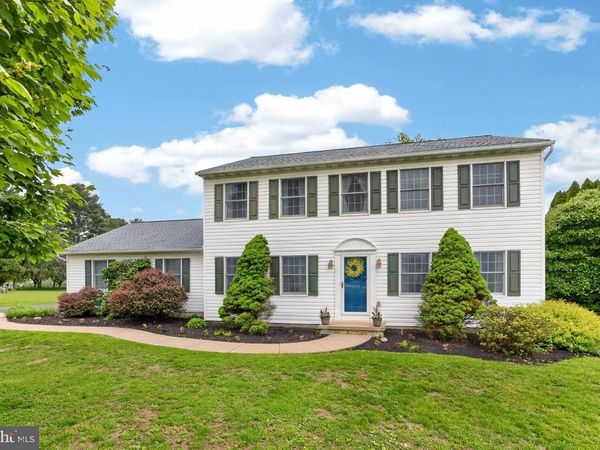 1846 WEAVERTOWN ROAD, DOUGLASSVILLE, PA 19518
