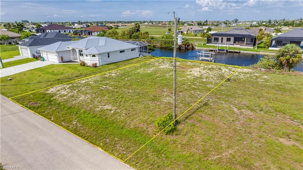 1217 NW 33rd Ave , Cape Coral, FL 33993 Photo