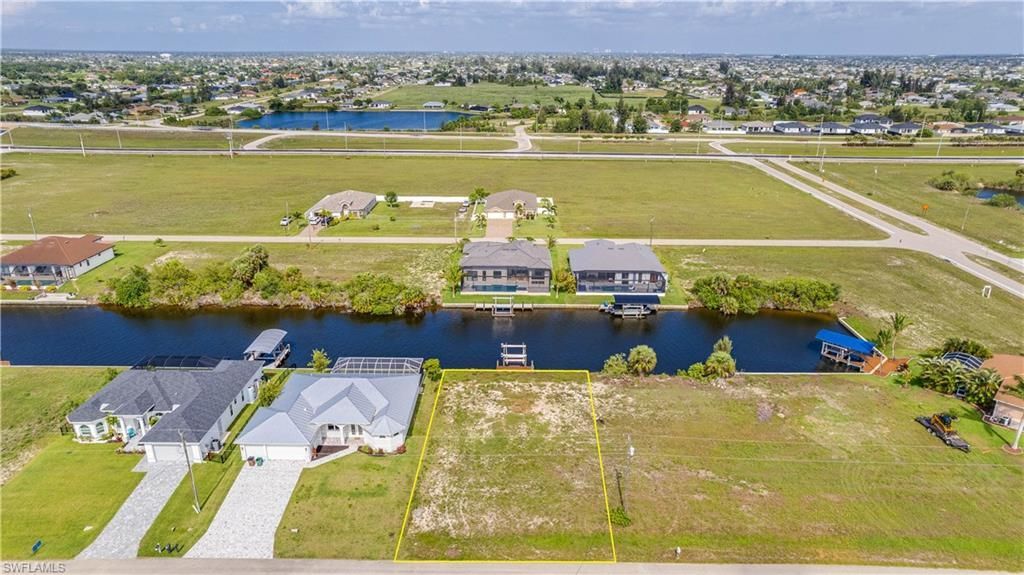 1217 NW 33rd Ave , Cape Coral, FL 33993 Photo