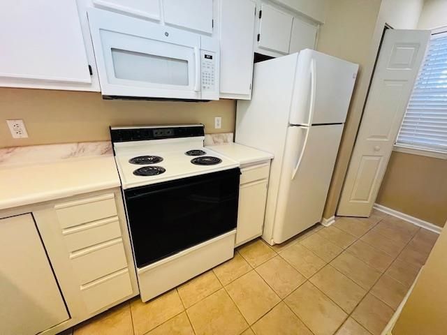 607 Waterway Village Blvd.  Photo 5