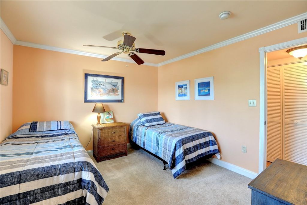 5730 Pelican Pointe Drive, Unit 1, Sebastian, FL 32958 Photo