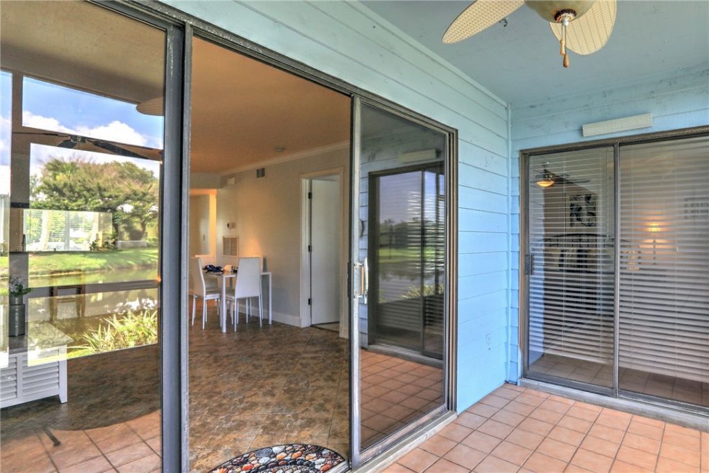 5730 Pelican Pointe Drive, Unit 1, Sebastian, FL 32958 Photo