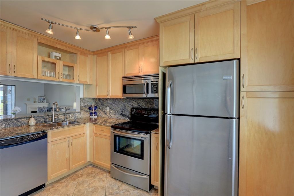 5730 Pelican Pointe Drive, Unit 1, Sebastian, FL 32958 Photo