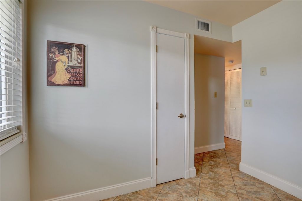 5730 Pelican Pointe Drive, Unit 1, Sebastian, FL 32958 Photo