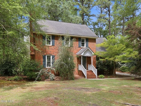829 Corbett Street , Winterville, NC 28590