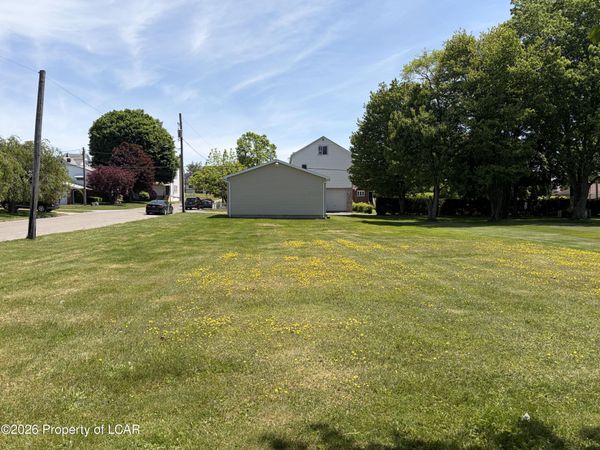 929 N Lincoln Street, Hazleton, PA 18201