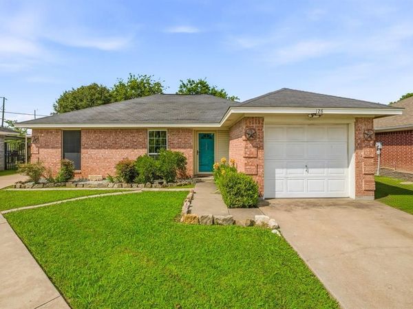 128 Liesa Street, Alvarado, TX 76009