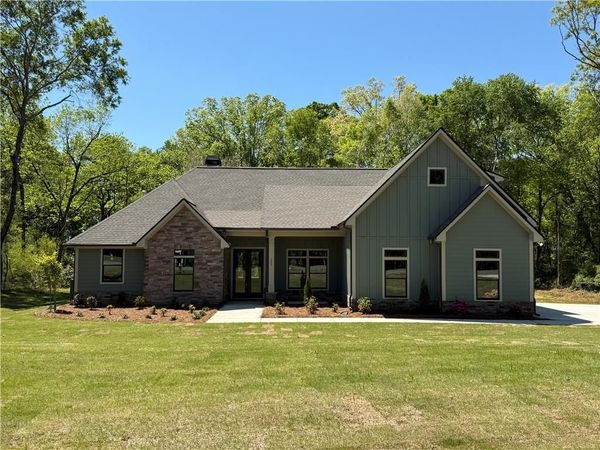 305 Springtime Way , Monroe, GA 30655