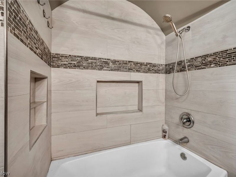 6321 Cardinal Hill NW, North Canton, OH 44720 Photo 20