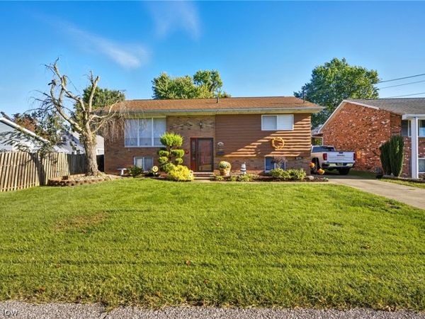 307 40th Street, Vienna, WV 26105
