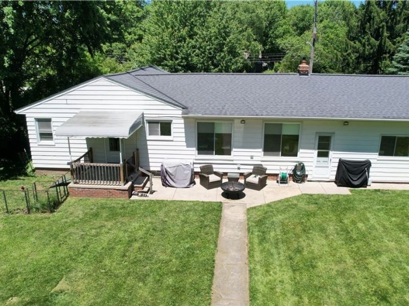 6052 Highland Road, Highland Heights, OH 44143 Photo 4
