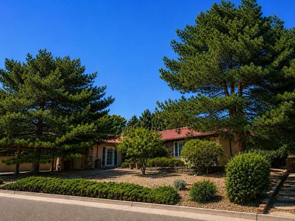1897 Candela Street, Santa Fe, NM 87505