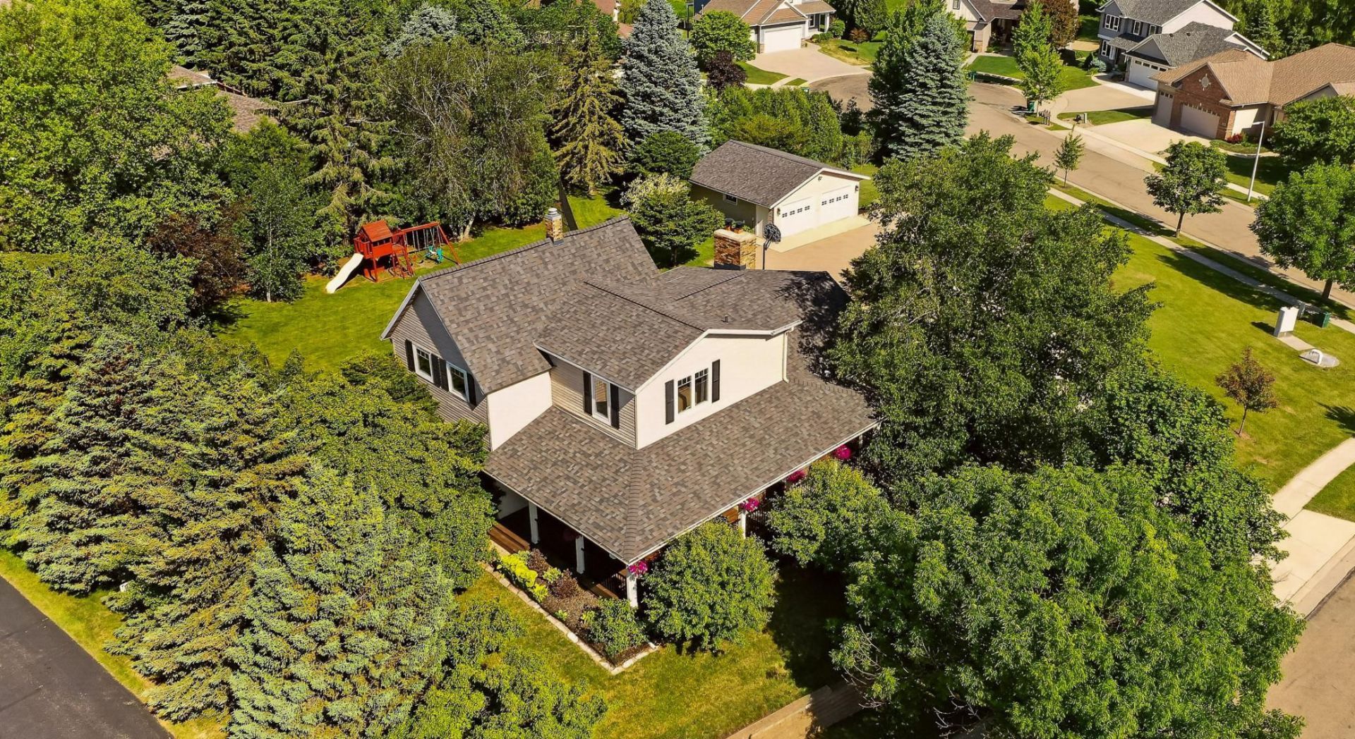2537 Lisa Lane NE, Rochester, MN 55906