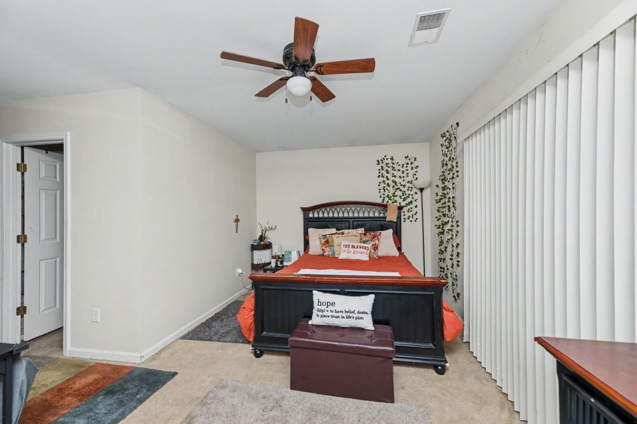 130 Mayfield Drive Photo 17