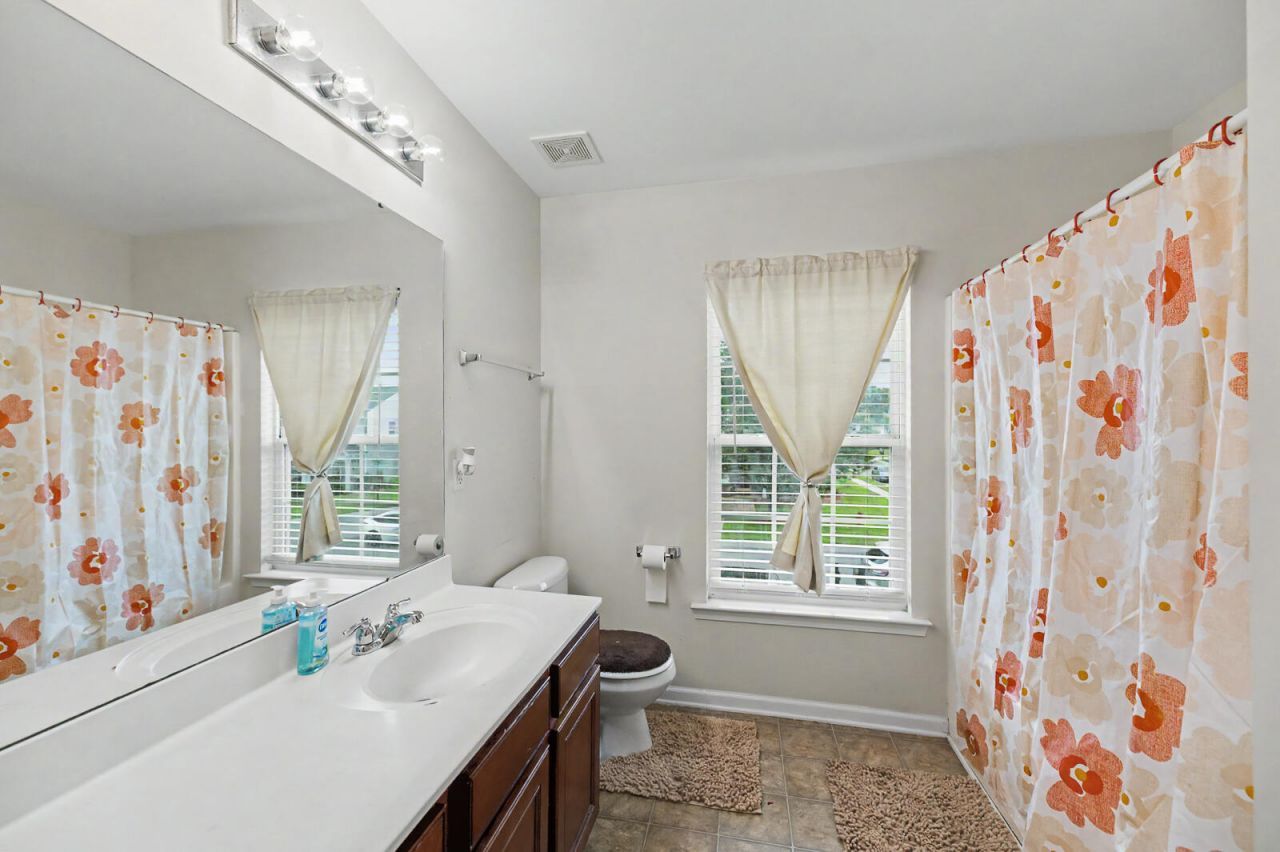130 Mayfield Drive Photo 21