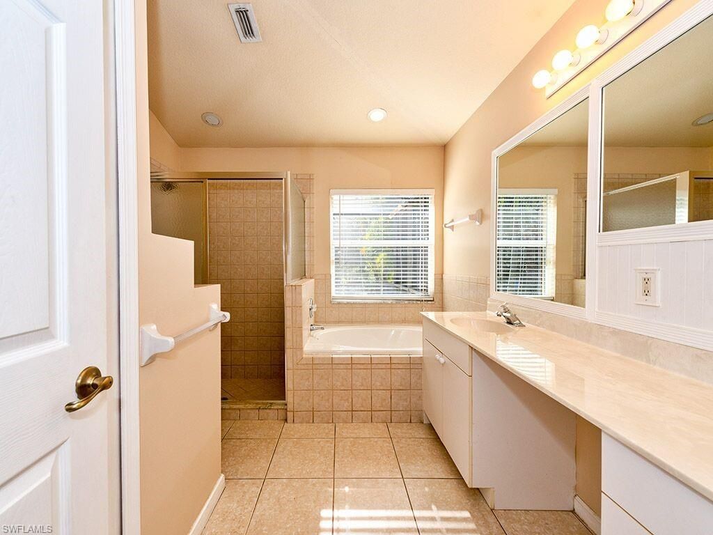 7117 Timberland Cir , Naples, FL 34109 Photo