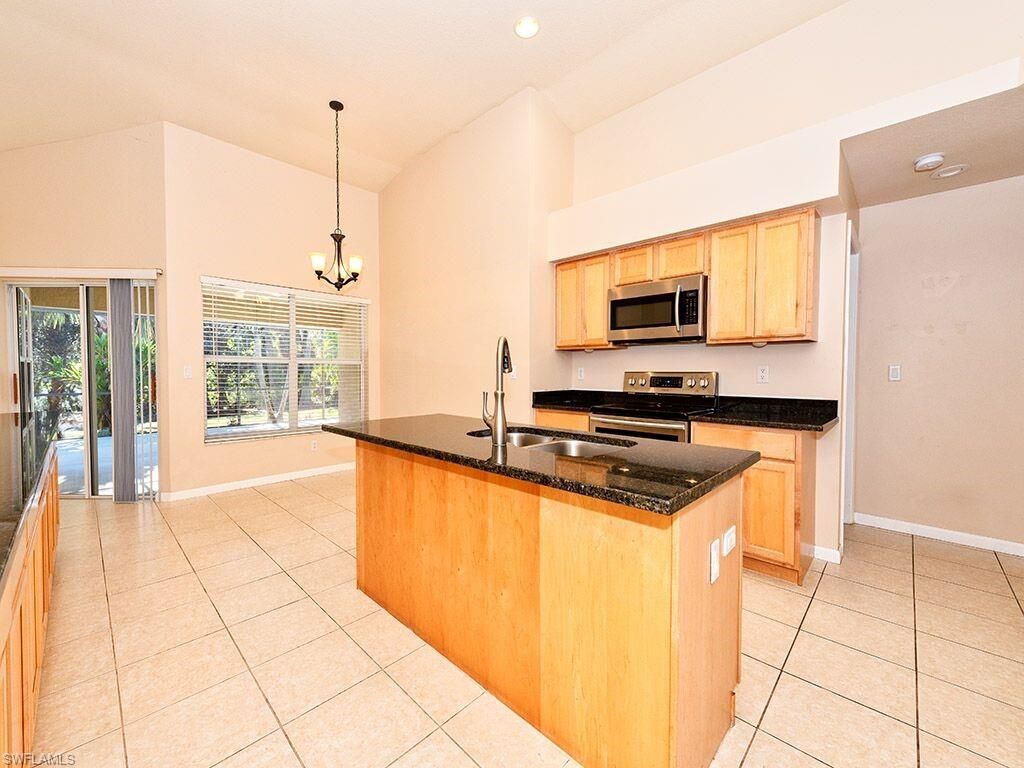 7117 Timberland Cir , Naples, FL 34109 Photo