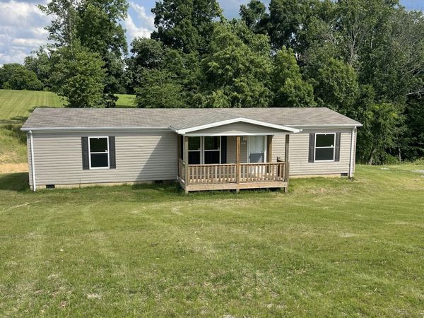 9458 Sunrise Rd , Red Boiling Springs, TN 37150