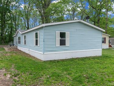 16 Canary Hill Drive , Orion Twp, MI 48359