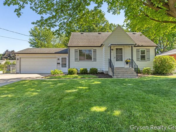 4110 38th Street SW, Grandville, MI 49418