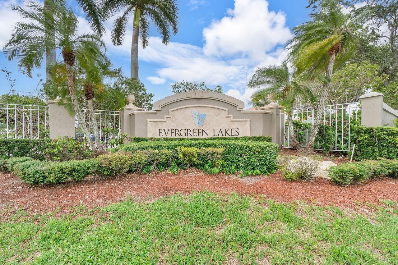 5011 Wiles Road, Unit 303, Coconut Creek, FL 33073 Photo