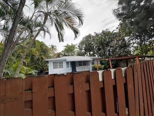 1660 SW 28th Avenue, Fort Lauderdale, FL 33312 Photo
