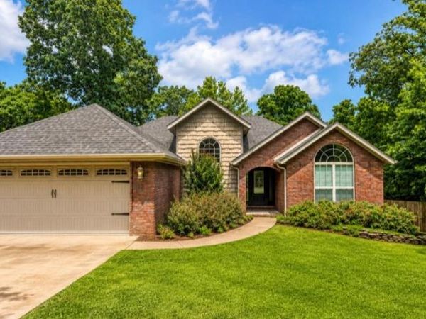 35 Bedford Lane, Bella Vista, AR 72714