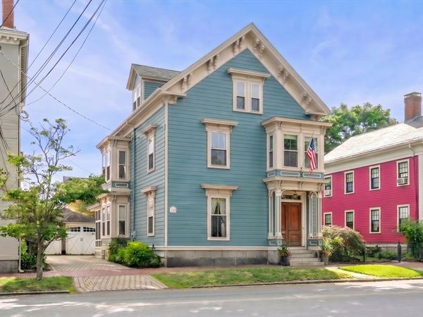 20 Winter St, Salem, MA 01970