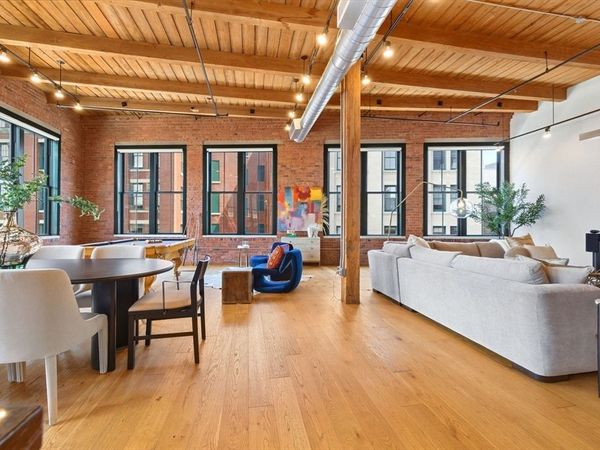 49 Melcher St, Unit PH501/503, Boston, MA 02210