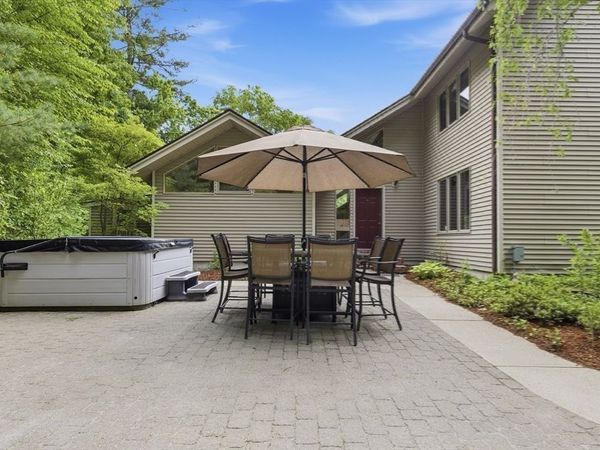 55 Shaw St., Belchertown, MA 01007